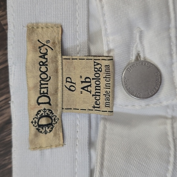 DEMOCRACY White Casual Jeans Pants Sz 6P Petite Cropped Ankle Capri - Picture 2 of 6